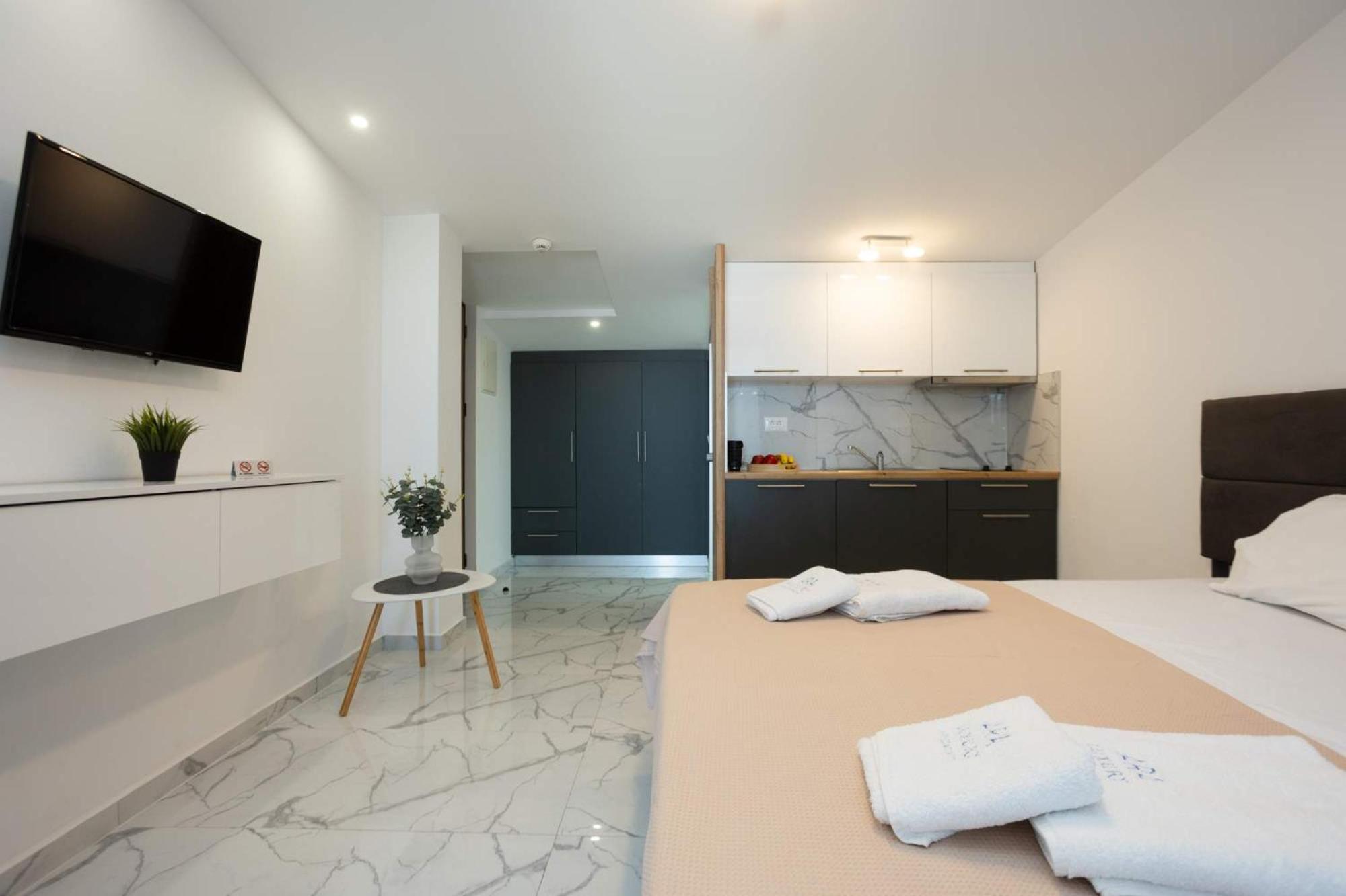 Avgerinos Apartments Políhrono Kültér fotó